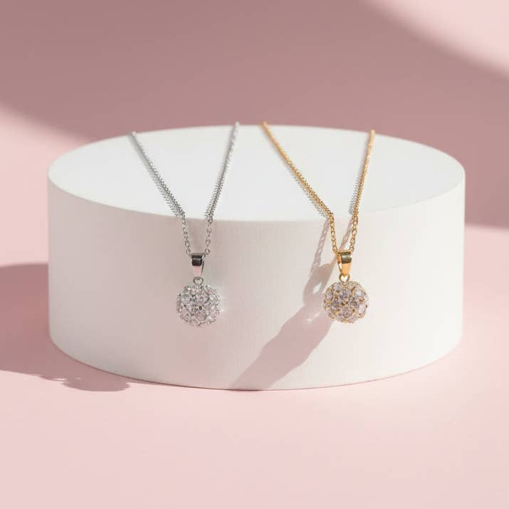 Wholesale Sphere Shaped Crystal Pendant Necklace