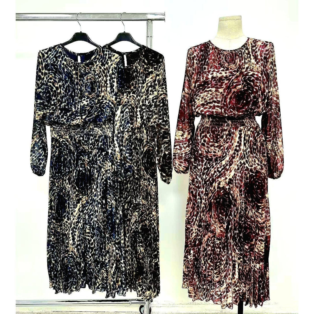 Wholesale Vienna Pleated Crew Neck Maxi Dress