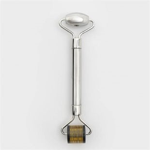 SkinPro 2 in 1 Microneedle Roller | AVON UK